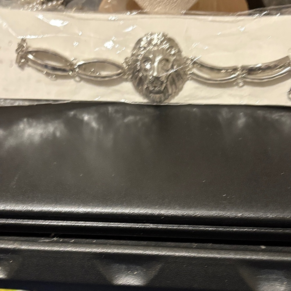 Silver Lion Head Bracelet